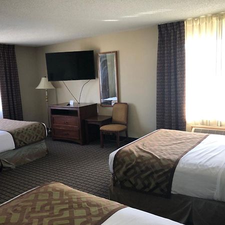 Regency Inn Geneseo Il I-80 Exteriér fotografie