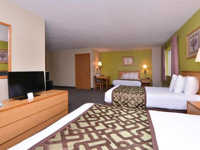Regency Inn Geneseo Il I-80 Exteriér fotografie